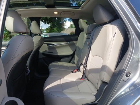 Used 2024 INFINITI QX50 Luxe FWD image 11