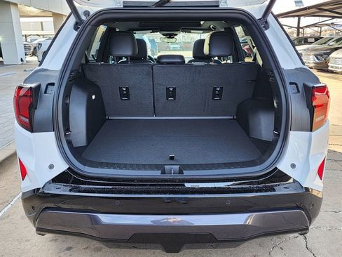 New 2026 GMC Terrain AT4 w/ Convenience Package III image 50