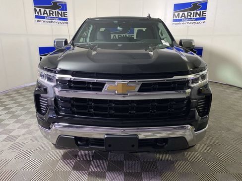 Used 2023 Chevrolet Silverado 1500 LT AWD/4WD image 12