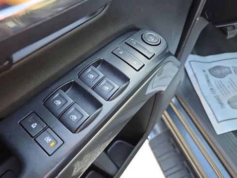 Used 2018 Chevrolet Silverado 1500 LT w/ All Star Edition image 12