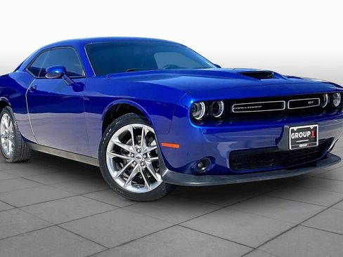 Used 2022 Dodge Challenger GT AWD/4WD image 3