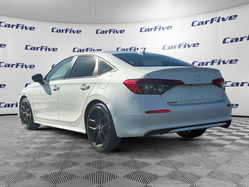 Used 2024 Honda Civic Sport image 3