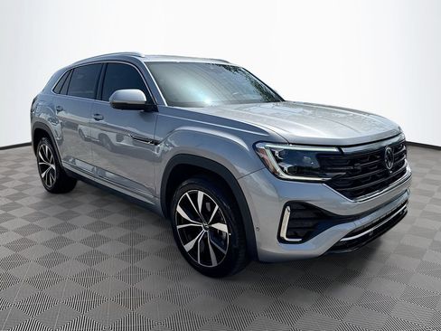 Used 2024 Volkswagen Atlas Cross Sport SEL Premium R-Line AWD/4WD image 4
