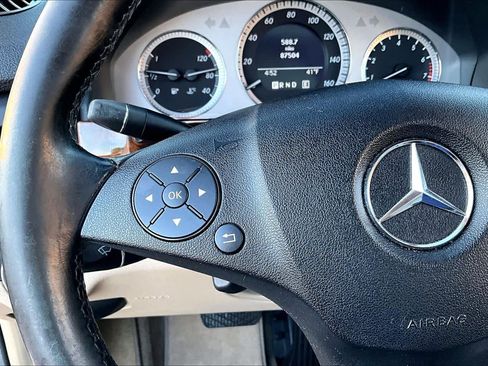 Used 2012 Mercedes-Benz GLK 350 2WD image 23
