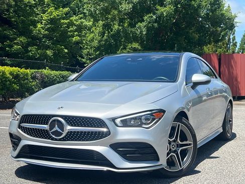 Used 2023 Mercedes-Benz CLA 250 4MATIC image 1