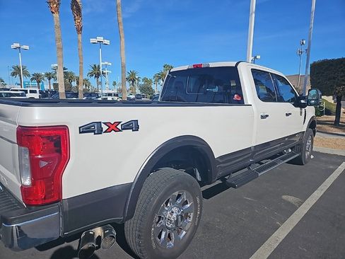 Used 2017 Ford F350 Lariat w/ Lariat Ultimate Package image 2