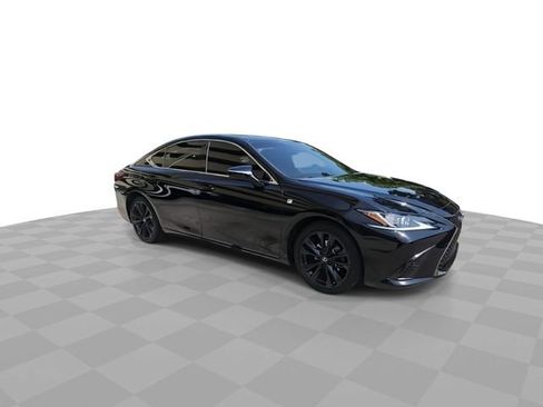 Used 2022 Lexus ES 350 F Sport w/ Accessory Package 2 FWD image 2