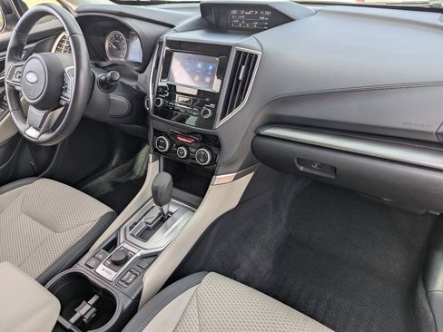 Used 2020 Subaru Forester Premium image 12