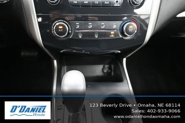 Used 2015 Nissan Altima 2.5 S w/ Power Driver Seat Package FWD image 32