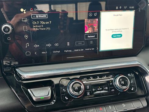 Used 2025 GMC Sierra 2500 Denali Ultimate image 30