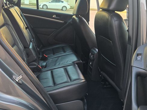 Used 2014 Volkswagen Tiguan R-Line image 22