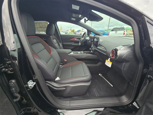 New 2026 Chevrolet Equinox EV RS image 11