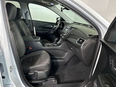 Used 2021 Chevrolet Equinox LT image 28