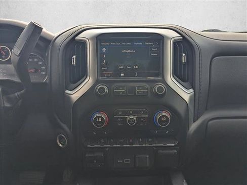Used 2019 Chevrolet Silverado 1500 LT Trail Boss AWD/4WD image 11