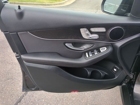 Certified 2021 Mercedes-Benz GLC 300 4MATIC image 12