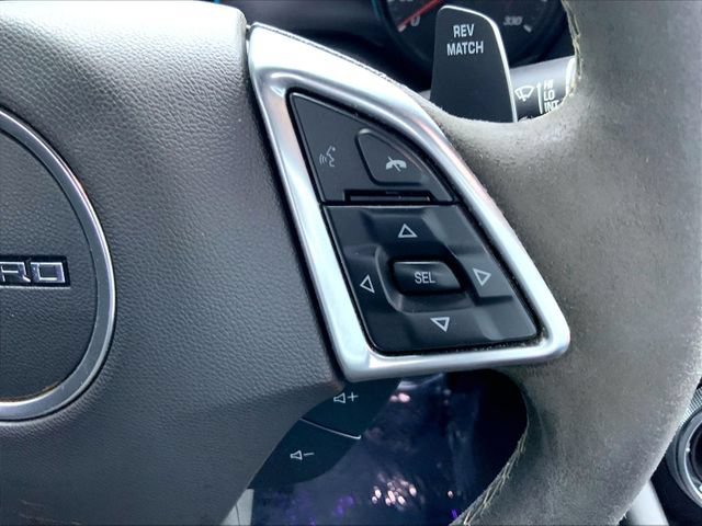 Used 2018 Chevrolet Camaro SS RWD image 18