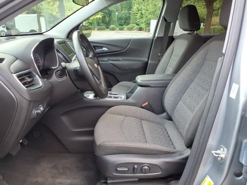 Certified 2024 Chevrolet Equinox LT AWD/4WD image 16