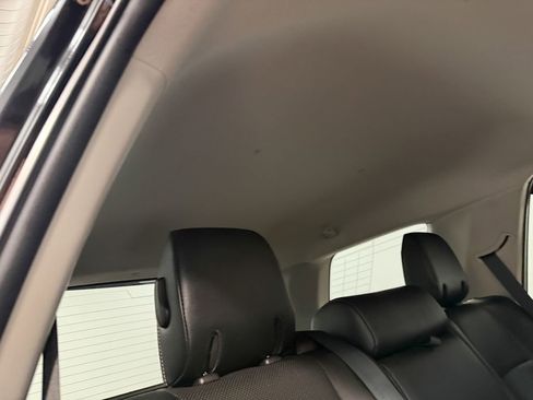 Used 2020 Toyota 4Runner Limited image 15