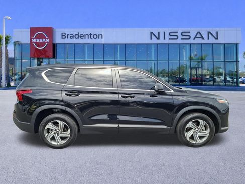 Used 2021 Hyundai Santa Fe SE AWD/4WD image 4