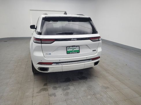 Used 2022 Jeep Grand Cherokee Overland w/ Luxury Tech Group IV image 6