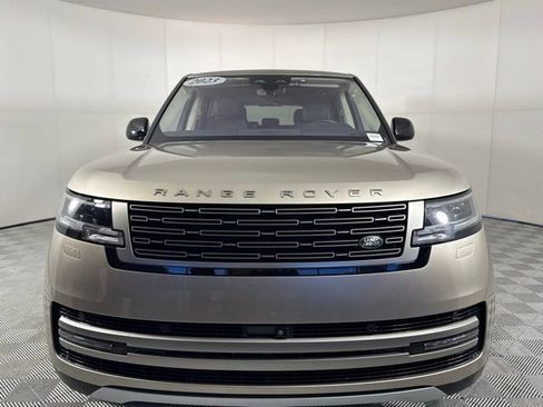 Used 2023 Land Rover Range Rover SE image 8