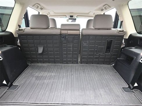 Used 2022 Lexus GX 460 Premium image 44