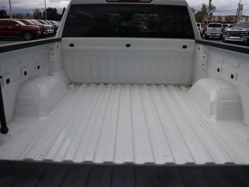 Used 2024 GMC Sierra 1500 SLT AWD/4WD image 10