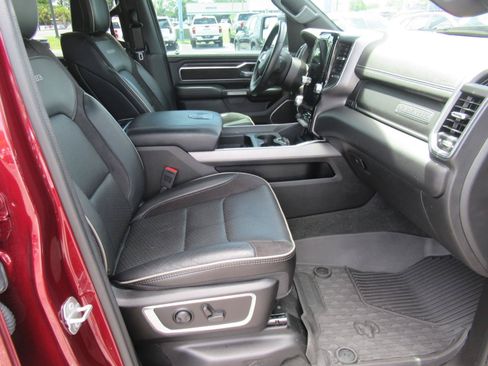 Used 2023 RAM 1500 Laramie AWD/4WD image 11
