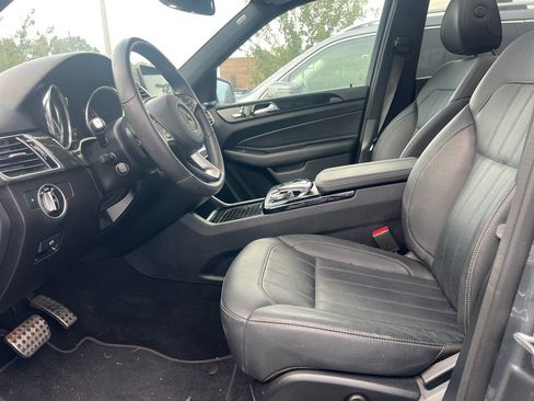 Used 2019 Mercedes-Benz GLE 400 4MATIC image 8