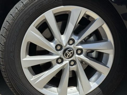 Used 2022 Toyota Camry LE FWD image 9