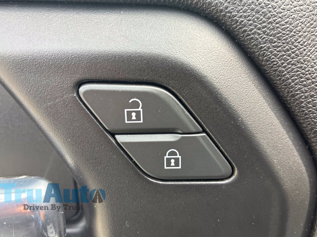 Used 2021 Chevrolet Silverado 1500 Custom RWD image 22