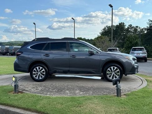 Used 2022 Subaru Outback Premium AWD/4WD image 8