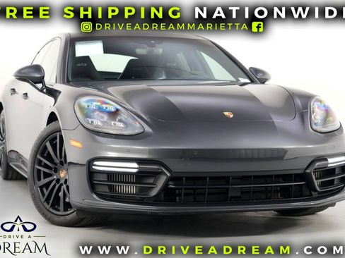 Used 2019 Porsche Panamera GTS image 2
