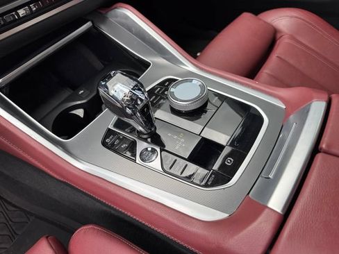 Used 2022 BMW X6 xDrive40i w/ M Sport Package AWD/4WD image 22