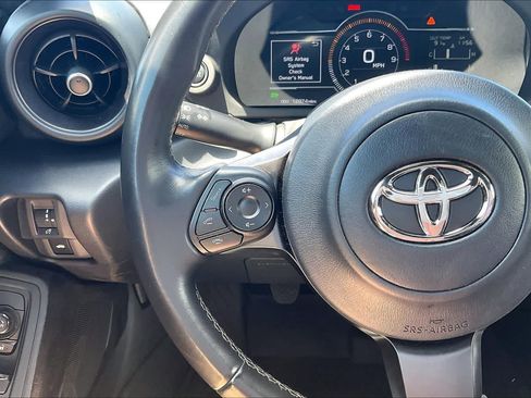 Used 2025 Toyota GR86 w/ ALL Weather Mat Package (TMS) RWD image 23