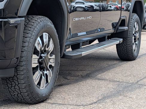 New 2026 GMC Sierra 3500 Denali w/ Denali Reserve Package AWD/4WD image 6