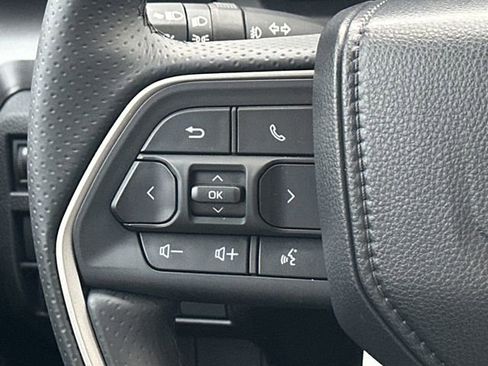 Certified 2025 Toyota 4Runner SR5 image 10