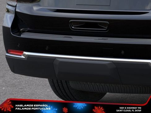 New 2026 Chevrolet Suburban LS RWD image 20