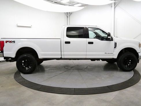 Used 2018 Ford F350 XLT w/ FX4 4x4 Off Road Package image 8