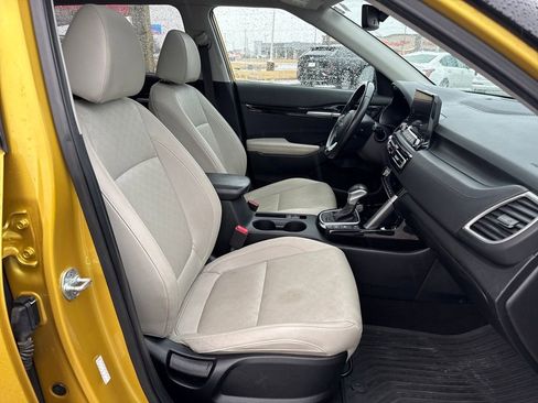 Used 2023 Kia Seltos SX w/ SX Sunroof Package image 13