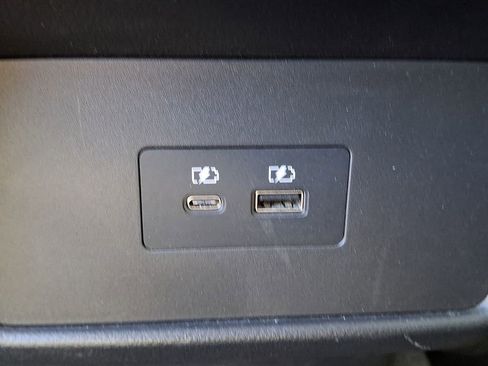 Certified 2023 Nissan Rogue SV image 12