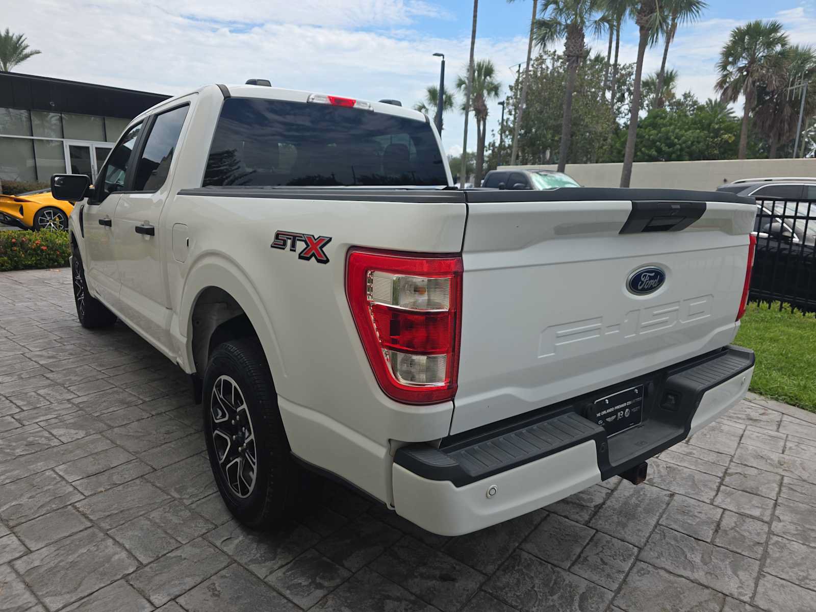 Used 2022 Ford F150 XL w/ STX Appearance Package RWD image 8