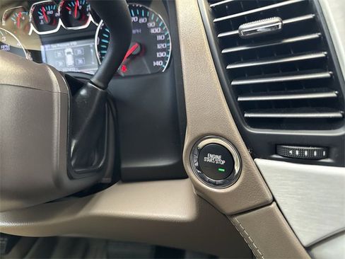 Certified 2020 GMC Yukon XL SLT w/ Open Road Package image 17