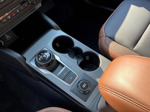 New 2025 Ford Bronco Sport Outer Banks w/ Outer Banks Tech Package+ AWD/4WD image 8