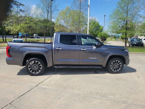 Used 2025 Toyota Tundra Limited image 8