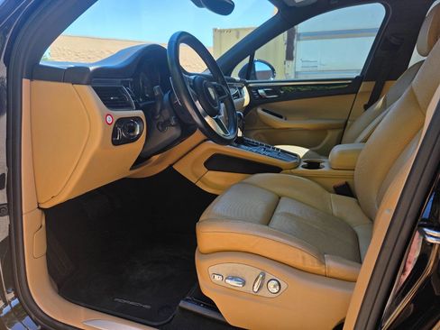 Used 2018 Porsche Macan S AWD/4WD image 12