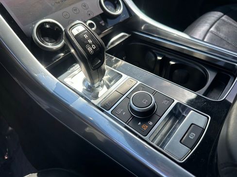 Used 2020 Land Rover Range Rover Sport HSE Dynamic image 23