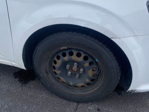 Used 2017 Chevrolet Sonic LT image 11