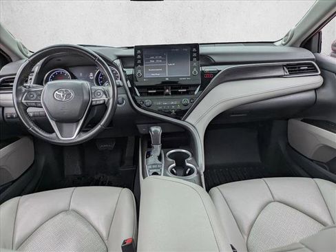 Used 2023 Toyota Camry XLE image 17
