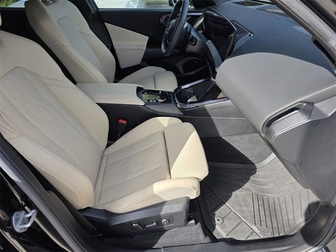 Certified 2025 BMW X3 xDrive30i w/ Premium Package image 23